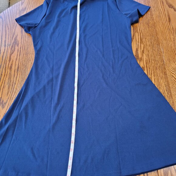 (4‎ For $20) Navy Scoop Neck Short Sleeve Dress - Picture 4 of 7
